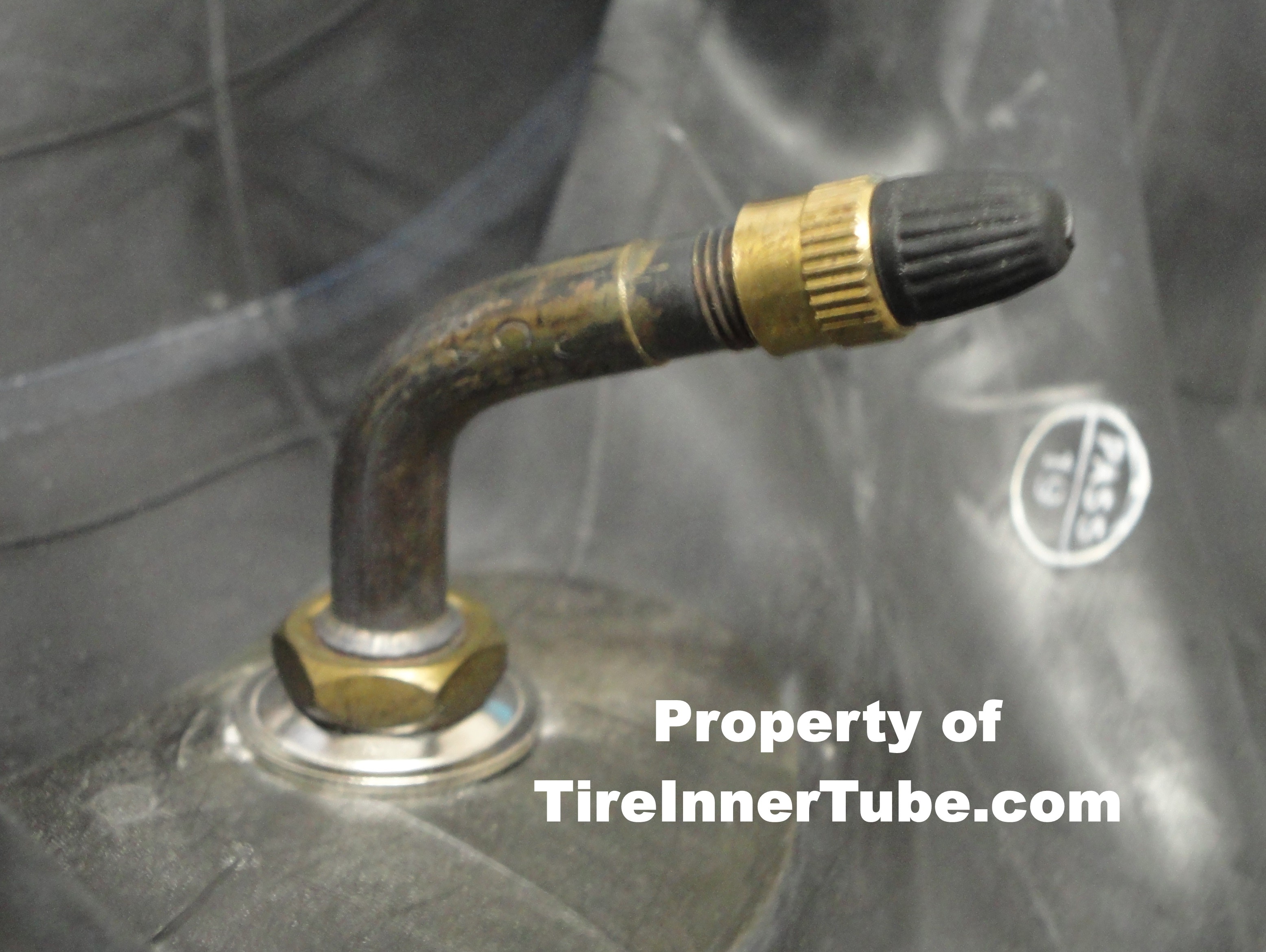 tire tube valve types